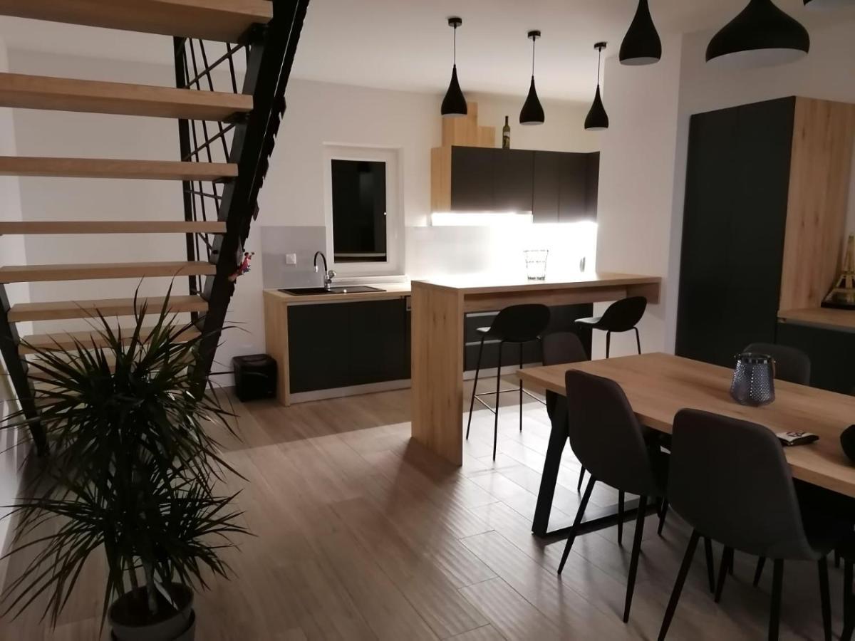 Brand New Apartment In Malinska Exterior photo