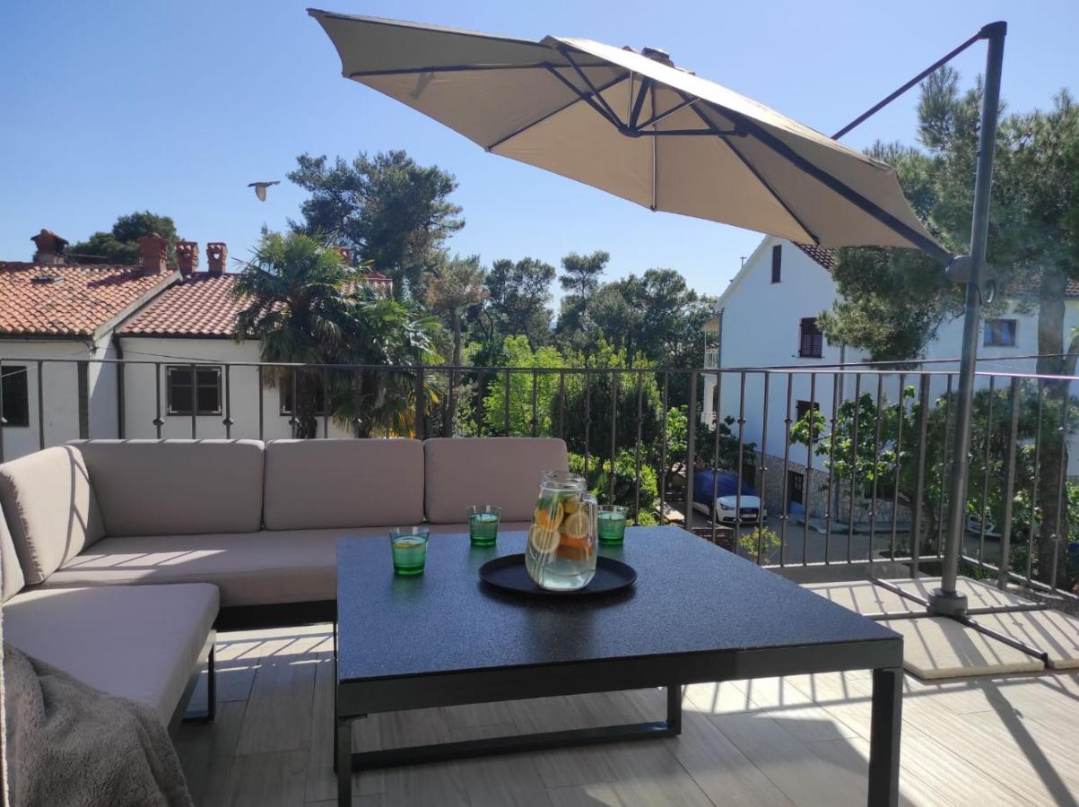 Brand New Apartment In Malinska Exterior photo