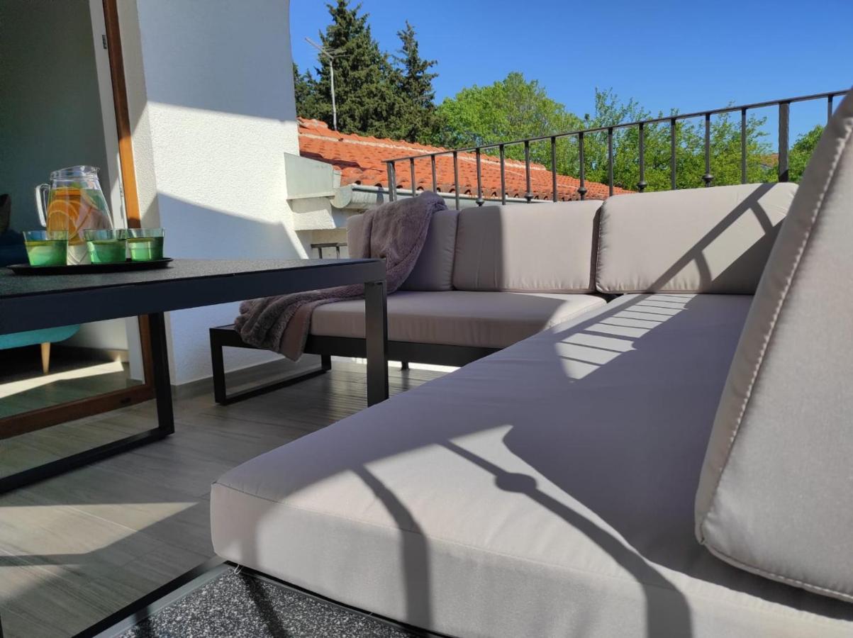 Brand New Apartment In Malinska Exterior photo