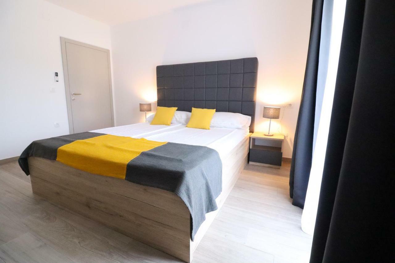 Brand New Apartment In Malinska Exterior photo